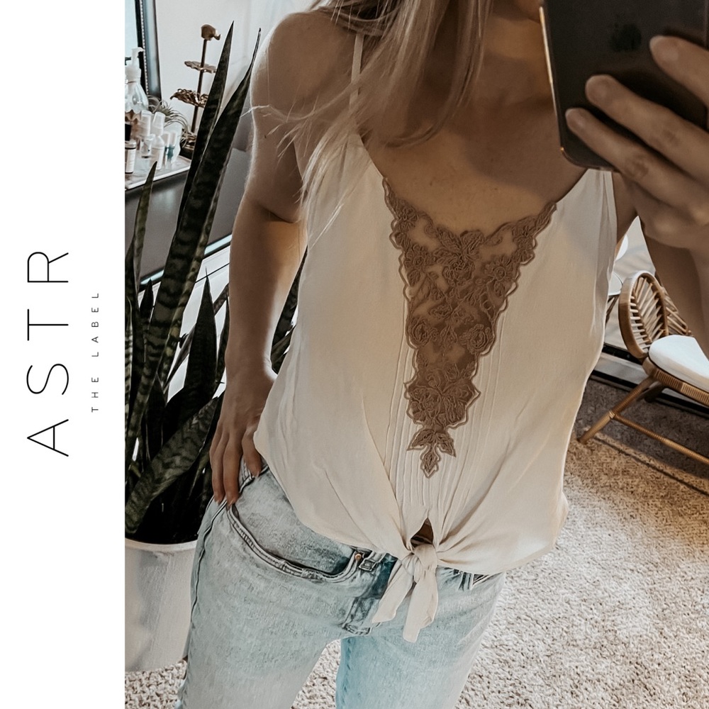 ASTR The Label | Lace and Knot Hem Cami Tank